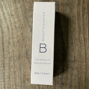 NWT Beautycounter Glow Simmer Oil